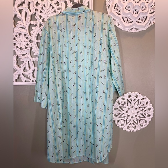 Dreams & Co Light Blue Cotton Floral Night Shirt  Night Gown Button Pocket - Picture 4 of 5